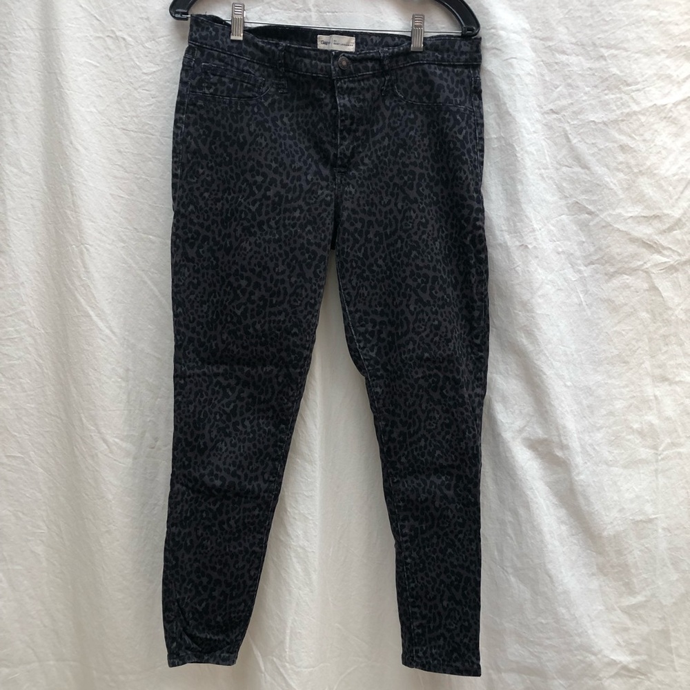 Size 31 Gap Black Leopard Print Skinny Jean Easy Leggings